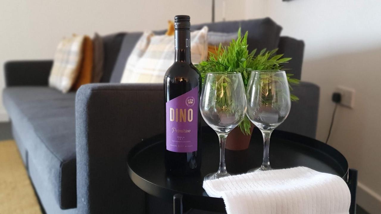 Spacious London Apartment 5 Min Walk To Leytonstone Underground Station And 5 Stops To Zone 1 Zewnętrze zdjęcie