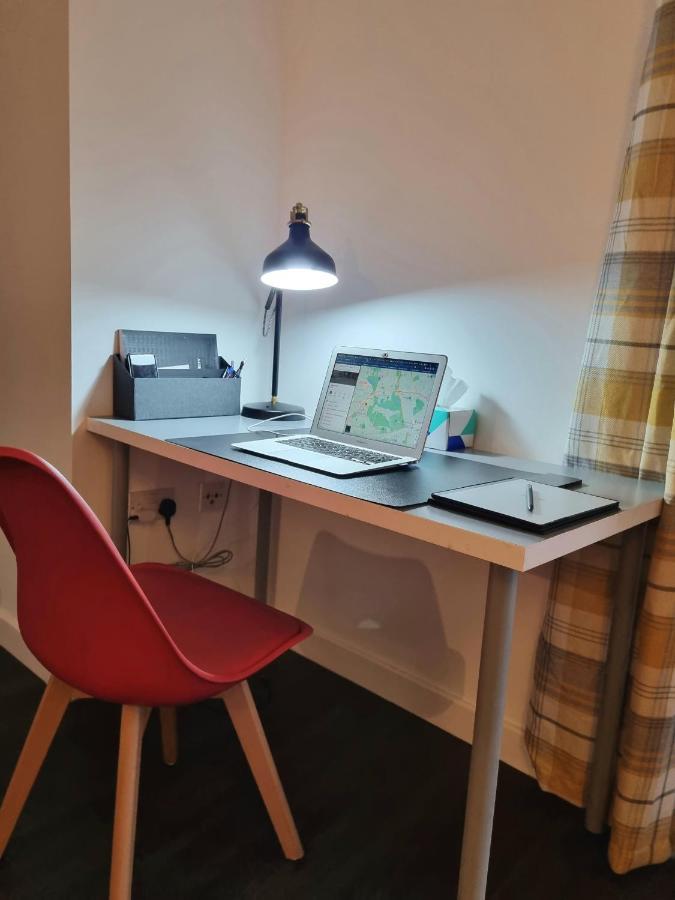 Spacious London Apartment 5 Min Walk To Leytonstone Underground Station And 5 Stops To Zone 1 Zewnętrze zdjęcie